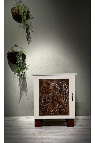 Aiyana Rüzgarla Konuşan Kadının Hikayesi Ahşap Oyma Komodin