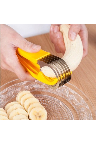 Youtek Stanyum Çelikli Mutfak Aleti: Muz, Salatalık, Sosis Kesici - 6 Adet Eşit Dilim - Sarı Renk Sarı