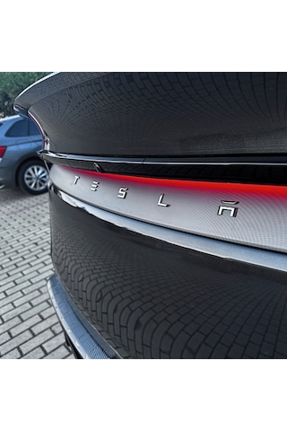 Tesla Model Y Uyumlu Arka Bagaj Logosu 3d Harf Seti - Kırmızı Silver Siyah Bagaj Etiketi