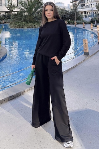 Kadın Siyah Yuvarlak Yaka Sweatshirt & Bol Paça Beli Lastikli Pantolon - Rahat Alt & Üst Takım Siyah