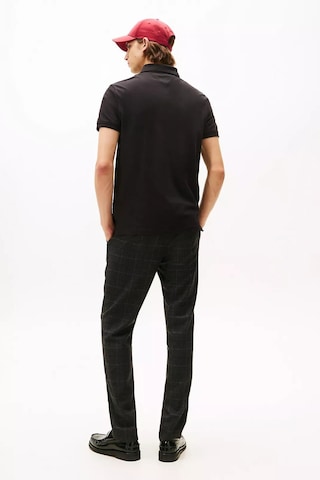 Tommy Hilfiger Erkek Regular Fit Göğsü Şeritli Ve Yazı Nakışlı Polo Yaka T-shirt - Siyah Triple Black