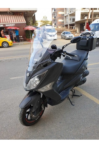 Motocam Sym Joymax 250 İ Ön Cam 2013-2016 Model 75cm Şeffaf Renkli 4mm Uzun