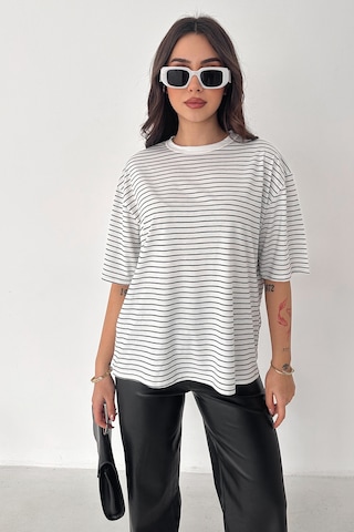 Noa & Noa Kadın Oversize Çizgili Tişört Monochrome Ease Beyaz