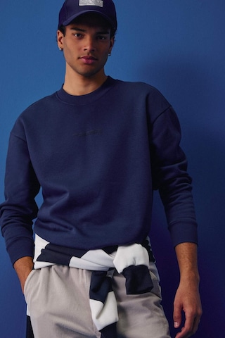 Defacto Boxy Fit Bisiklet Yaka İçi Yumuşak Tüylü Baskılı Sweatshirt X8282az25aunv64 Lacivert