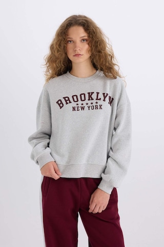 DeFacto Loose Fit Bisiklet Yaka Baskılı Kalın Kumaş Sweatshirt E3387AXNSGR42