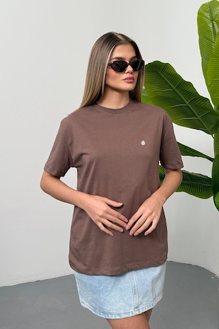Giysa Kadın Gümüş Aksesuar Detaylı Pamuklu T-shirt Açık Kahverengi - 26y 26510