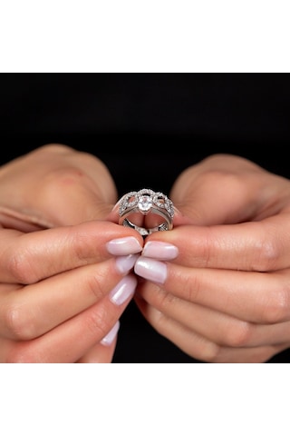 Zirkon Taşlı Zincir Tasarım 925 Ayar Gümüş Kadın Tektaş Yüzük (475776757)