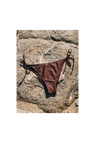 LC Waikiki Alıta Cıty Farkıyla Brazilian Parlak Görünümlü Kadın Bikini Alt Belirtilmemiş - 918692104 Belirtilmemiş
