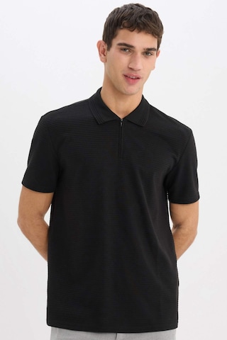 DeFacto Regular Fit Polo Yaka Yarım Fermuarlı Kısa Kollu Siyah Tişört E4233AX25SMBK81