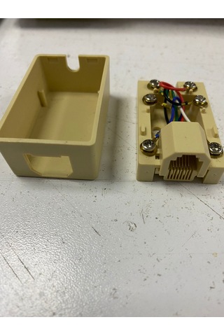 6P6C Tekli Telefon Kutusu