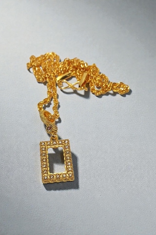 22 Ayar Altın Kaplama Zirkon Taşlı Çerçeve Kasa Kolye - 55 Cm Hasır Zincirli Gold