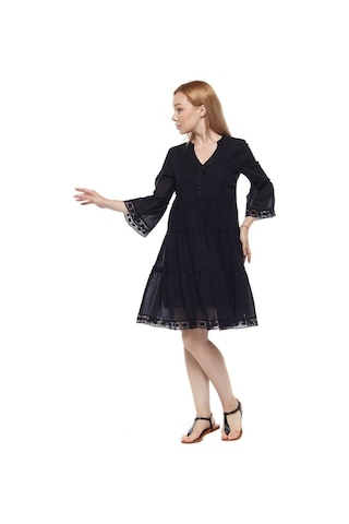 Kısa Kollu Siyah Düğmeli Vual Yazlık Elbise