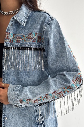 Femelle Kadın Çıtçıt Düğmeli Taş Püsküllü Komple Nakış İşlemeli Denim Ceket mavi
