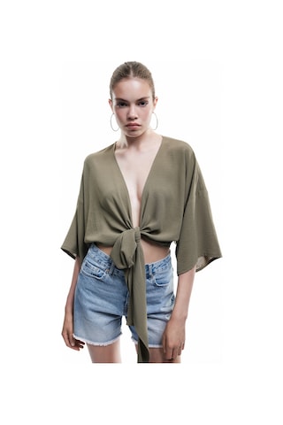 Koton Kısa Kollu Kruvaze Yaka Bağlama Detaylı Oversize Kimono Haki 5sal50003ıw Haki