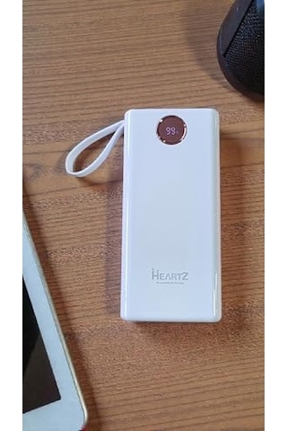 H004 20000 Mah Power Bank Pd 30w Ve Usb 22.5w Fast Hızlı Şarj Dahili Type C Ve Lightning Kablolu Dünya Standartlarına Uygun Polymer Batarya Birebir Amper Lcd Göstergeli Powerbank