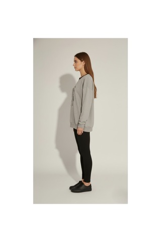 The Kadın Kedi Nakışlı Sweatshirt Rahat Kalıp 3 İplik Şardonsuz, Siyah & Gri Melanj Gri Melanj