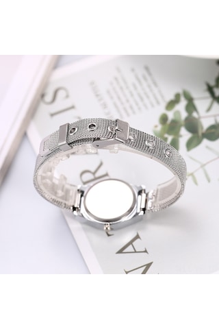 Vkemall Bayanlar İçin Kaliteli Kuvars Hareketli Kol Saati - Pırlanta İşlemeli Yuvarlak Gövde, Paslanmaz Çelik Bant, Zamanı Hassas Takip Et Diğer