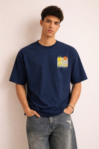 Tarz Cool Erkek Floral Baskılı Tişört Oversize Fit, Sırt Desenli Small Moments Big Memories Lacivert