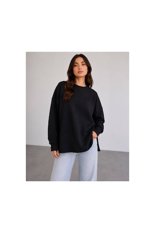 Herkesemoda Oversize/geniş Kalıp Yırtmaçlı Bisiklet Yaka Yumuşak Tuşeli Örme Sweatshirt Siyah
