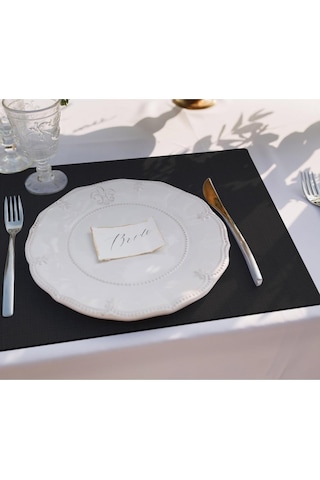 Siyah Figüratif Çiçek Kumaş Amerikan Servis 4'lü Set Keten, Ulusl. Yıkama Ve Solmama Sertifikası Çok Renkli