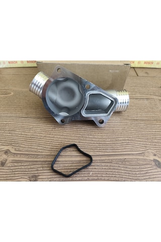 Bmw E34 E36 M50 Termostat Kapağı Tayvan 11531722531
