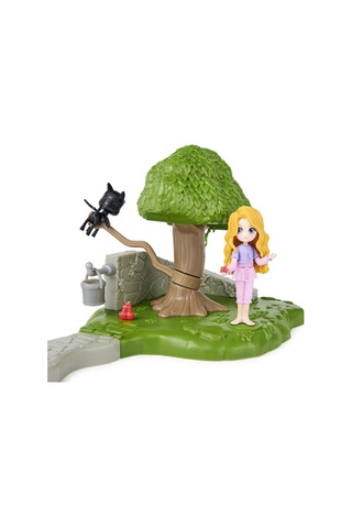 Harry Potter Sihirli Yaratıkların Bakımı Dersi ve Luna Lovegood