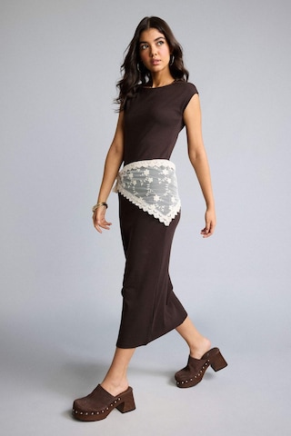 Defacto Bodycon Vücudu Saran Yuvarlak Yaka Modal Kısa Kollu Maxı Elbise H0862ax26aubn320 Kahve-bn320