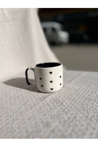 El Yapımı Seramik Kupa, Mug, Türk Kahvesi Bardağı Siyh Kalp Desen