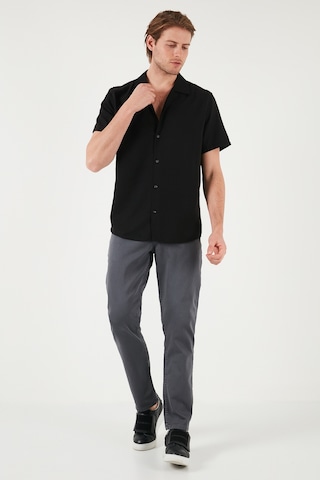 Buratti Keten Görünümlü Kısa Kollu Apaş Yaka Regular Fit Erkek Gömlek Cf23S116775 Siyah