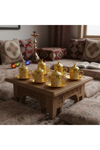 Yonca Desenli 6 Kişilik Porselenli Kapaklı 24 Parça Altın Renk Fincan Seti Altın