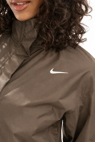 Nike Fast Repel Dri Fit Running Loose Fit Jacket Kadın Bol Kesim Dokuma Spor Ceket Sütlü Kahve Sütlü Kahverengi