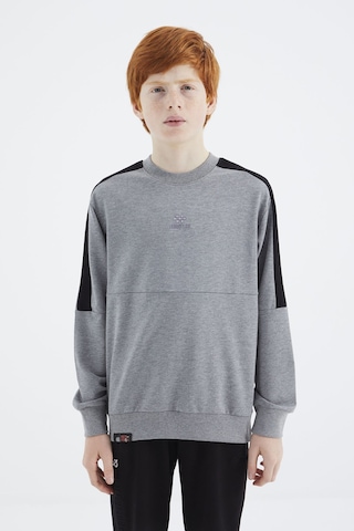 Tommy Life Gri Melanj Basic O Yaka Erkek Çocuk Sweatshirt - 11182 Gri Melanj