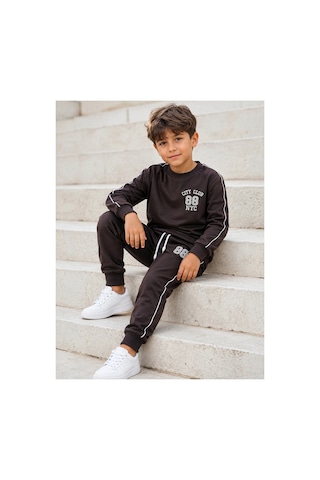 Rony Pony Kids Erkek Çocuk Koyu Kahverengi 88 Nakışlı Biyeli Sweatshirt Jogger Eşofman Takımı