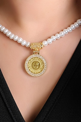 Çeyrekli Incili Kolye