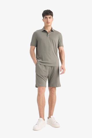 DeFacto Regular Fit Her Yöne Esneyen Krinkıl Bermuda Şort - E0980AX25SMKH401