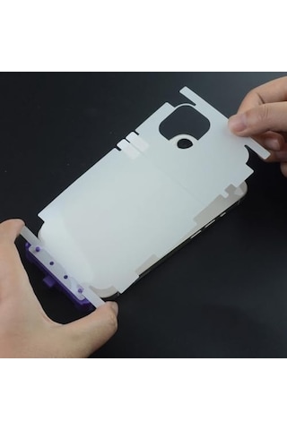 İphone 17 Pro İle Uyumlu Şeffaf Arka Yüzey Koruma Çizilmez, Darbe Emici, İnce Ve Hafif Şeffaf Kaplama