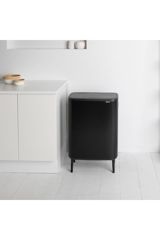 Brabantia Çöp Kutusu 60 Lt Bo Touch Dokunmatik Kapak Matt Siyah 1 Siyah