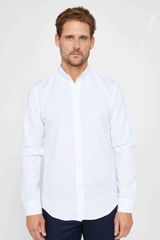 Tudors Erkek Slim Fit Dar Kesim Uzun Kollu Pamuklu Oxford Doku Kolay Ütülenebilir Beyaz Düğmeli Yaka Gömlek-31025-beyaz Beyaz