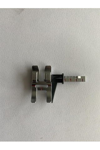 Pfaff Ayarlanabilen Kılavuz Ayağı 820677096