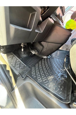 Rizline Opel Vivaro 2014-2019 3d Havuzlu Paspas