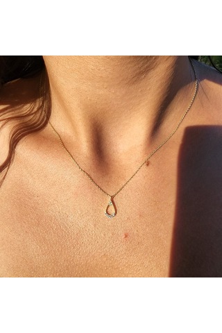 İçi Boş 0,30 Ct Pırlanta Signty Taşlı Damla Figürlü Tarz Tasarım Modern Dizayn 14 Ayar Altın Kolye