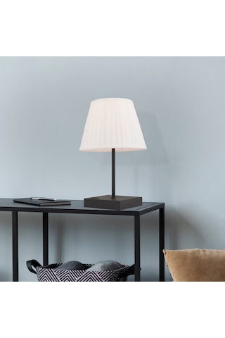 Edel Beyaz Şapkalı Siyah Masa Lambası Modern Tasarım Salon Yatak Odası Abajur Siyah