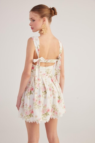 Holly Lolly Eteği Brode Detaylı Çiçekli Mini Romance Elbise Pembe