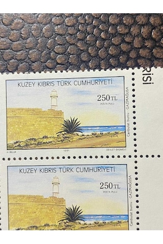 Kktc - Kuzey Kıbrıs Türk Cumhuriyeti - Sanat Temalı "gazi Mağusa Deniz Feneri" Tablosu Canbulat Burcu Damgasız Mnh 4'lü Blok Pullar