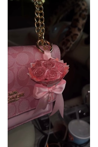 Solmayan Mini Gül Buketi Anahtarlık Ölümsüz Hediye Pembe Gül