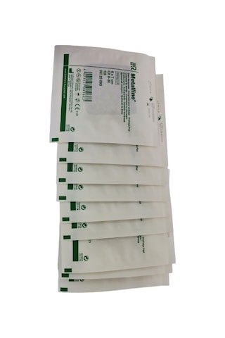 Lohmann Rauscher Metalline Trakeostomi Pedi 6 x 7 CM 10 Adet