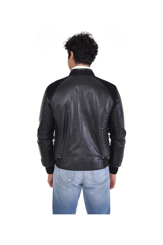 Hakiki Deri Siyah Erkek Deri Mont Kollar Ve Belden Lastikli Çift Fermuarlı Yandan Cepli Deri Ceket Siyah