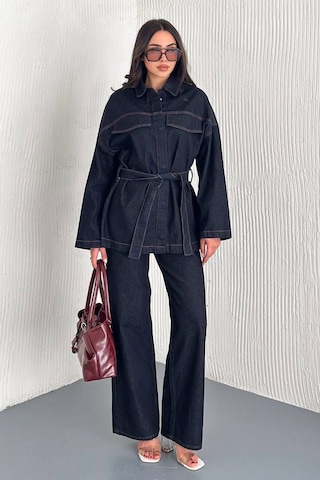 Kadın Kuşaklı Denim Pantolon & Ceket Takımı Modern & Güçlü Siluet Lacivert