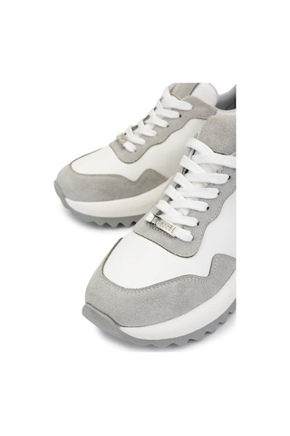 Tamer Tanca Kadın Suni Deri Beyaz/gri/lame Sneakers & Spor Ayakkabı 1009 2220 Bn Ayk Sk25-26 Byz/grı Suet/lame Beyaz