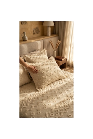 Krem Şönil İskandinav Yatak Örtüsü Takımı 250 X 260 Cm Valonlu Model 2 Adet 50 X 70 Yastık Kılıfı Bej